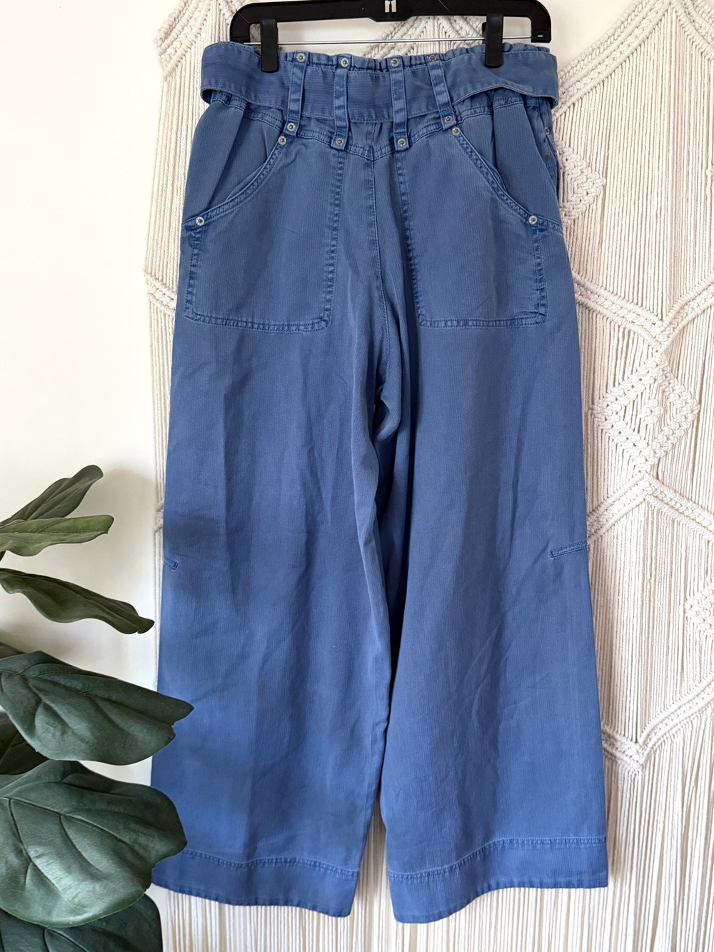 Free People Belted Boyfriend Wide Leg Blue Cotton Pants M NWOT - Picture 8 of 13